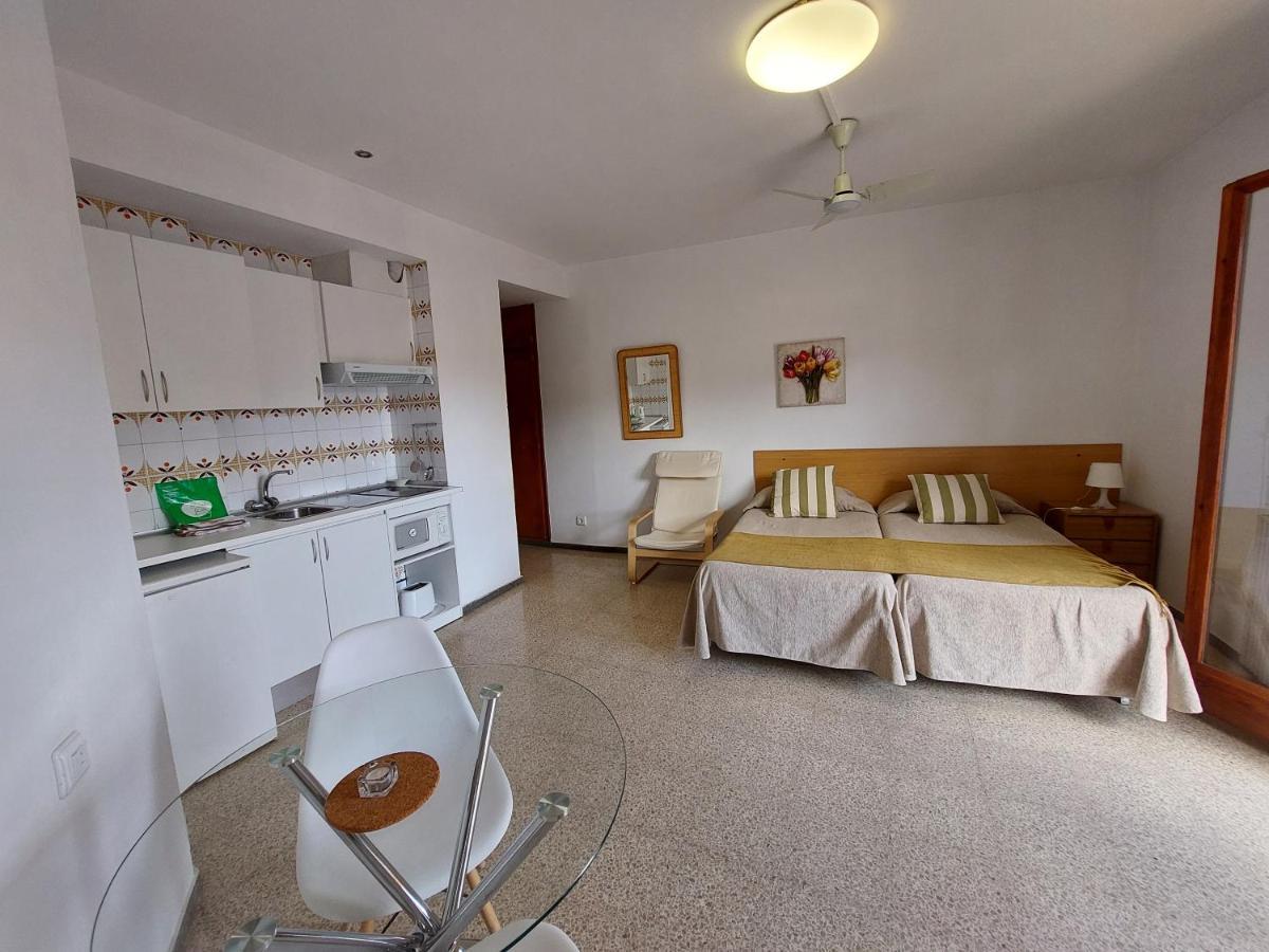 Apartamentos El Sol Tossa de Mar Exterior foto